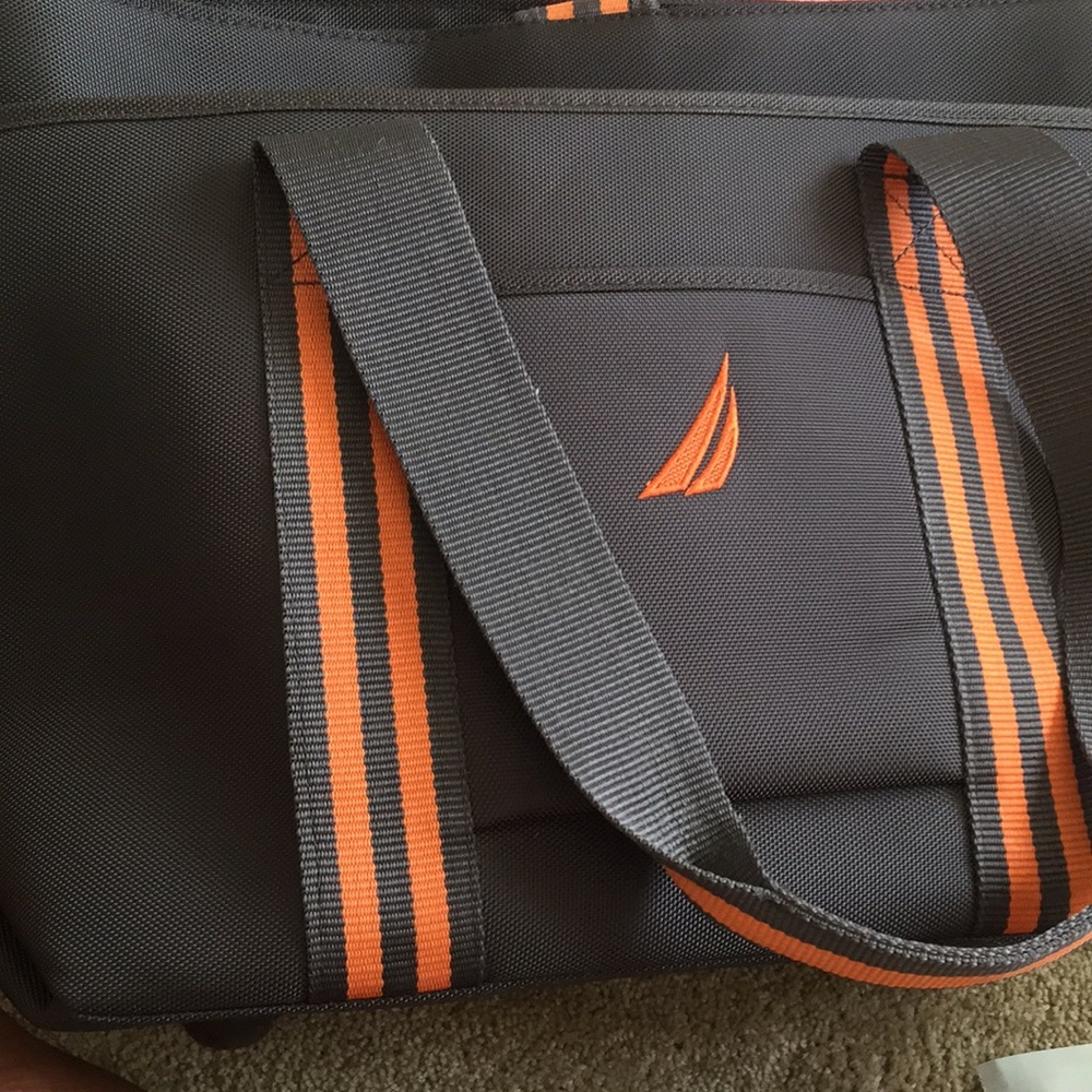 Nautica insulated travel bag NWOT